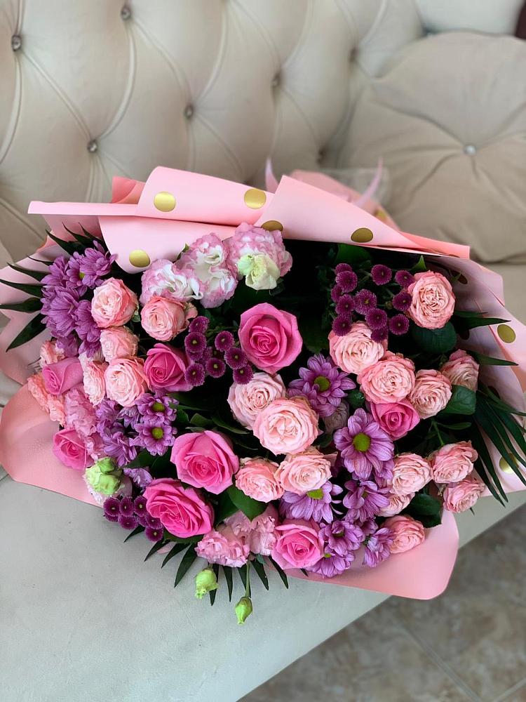 Букет цветов из: Хризантемы, Розы и Лизиантусы в Архангельском Ставропольского края