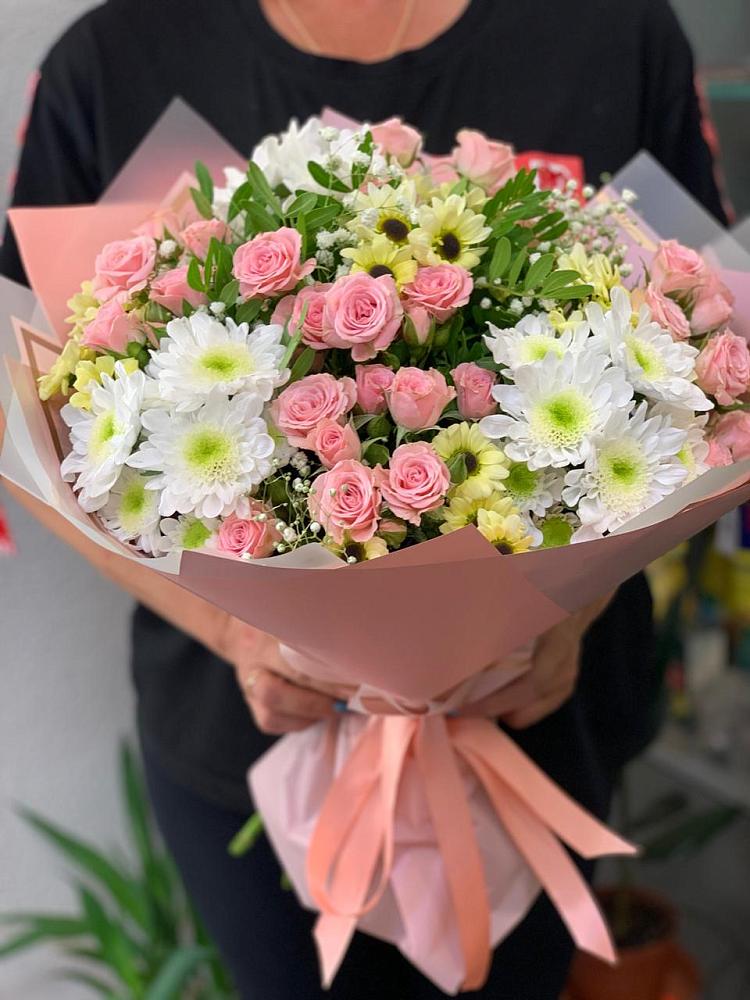 Букет цветов из: Розы и Хризантемы в Архангельском Ставропольского края