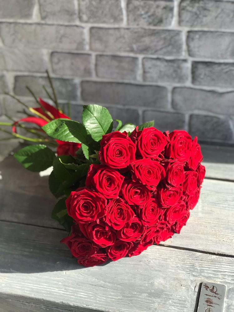 Букет Красные розы Фридом в Архангельском Ставропольского края