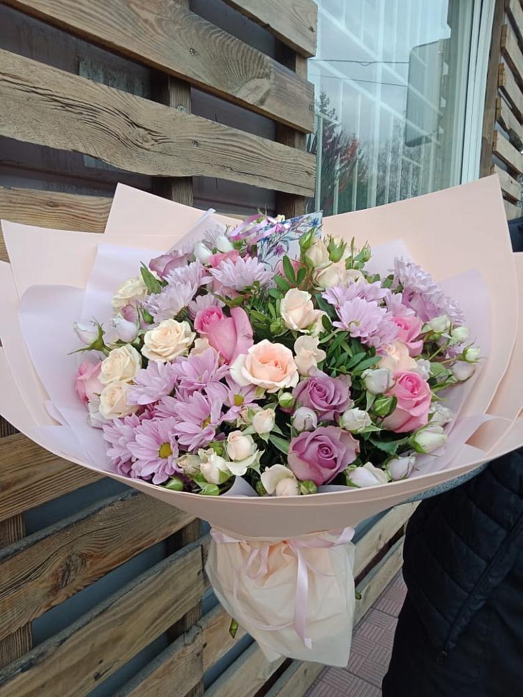 Букет цветов из: Розы и Хризантемы в Архангельском Ставропольского края