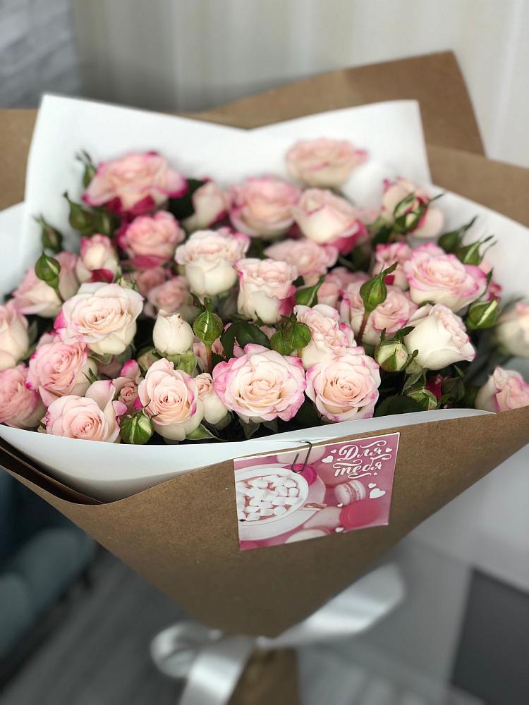 Букет цветов из: Розы в Архангельском Ставропольского края