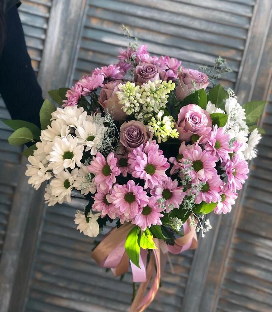 Букет цветов из: Хризантемы и Розы в Архангельском Ставропольского края