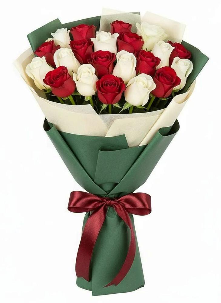 Букет Микс из красных и белых роз в Архангельском Ставропольского края
