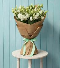 Букет цветов из:  Лизиантусы в Архангельском Ставропольского края