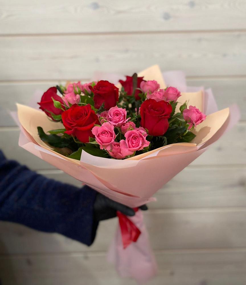 Букет цветов из: Розы в Архангельском Ставропольского края