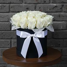 Цветочная композиция из Розы в шляпной коробке в Архангельском Ставропольского края